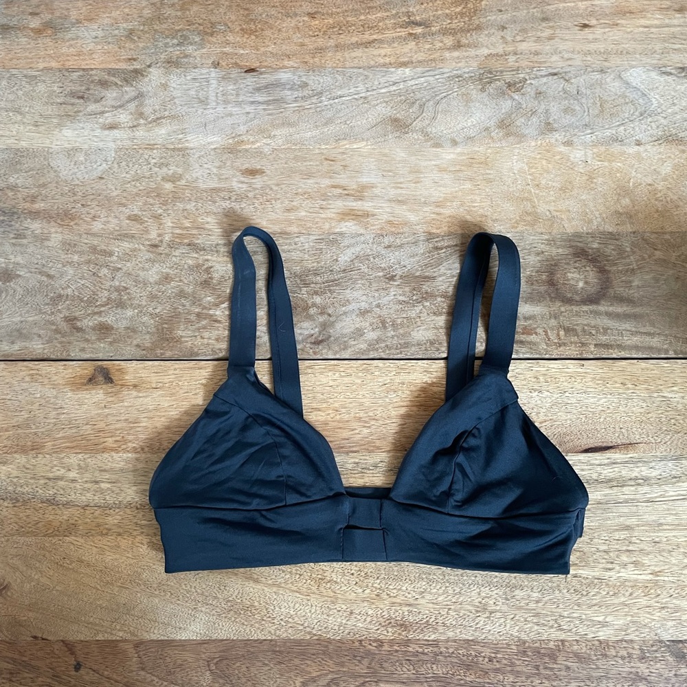 Vitamin A Size Small Bikini Top